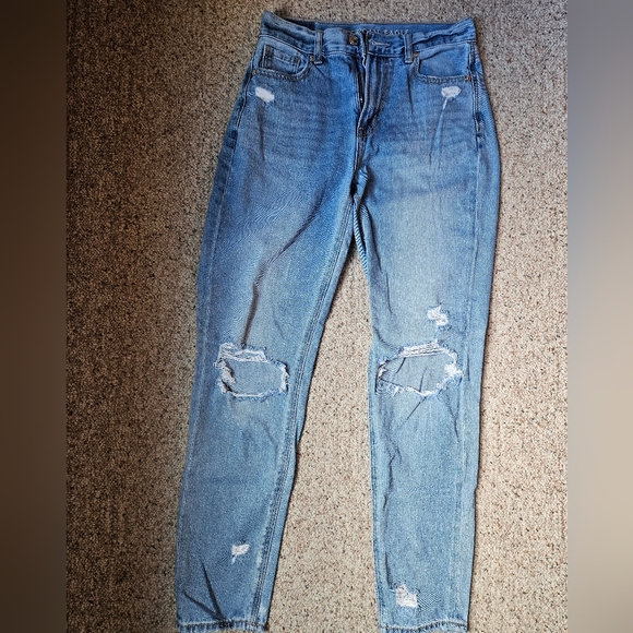 American Eagle - Ripped Mom Jeans - Picture 1 of 3